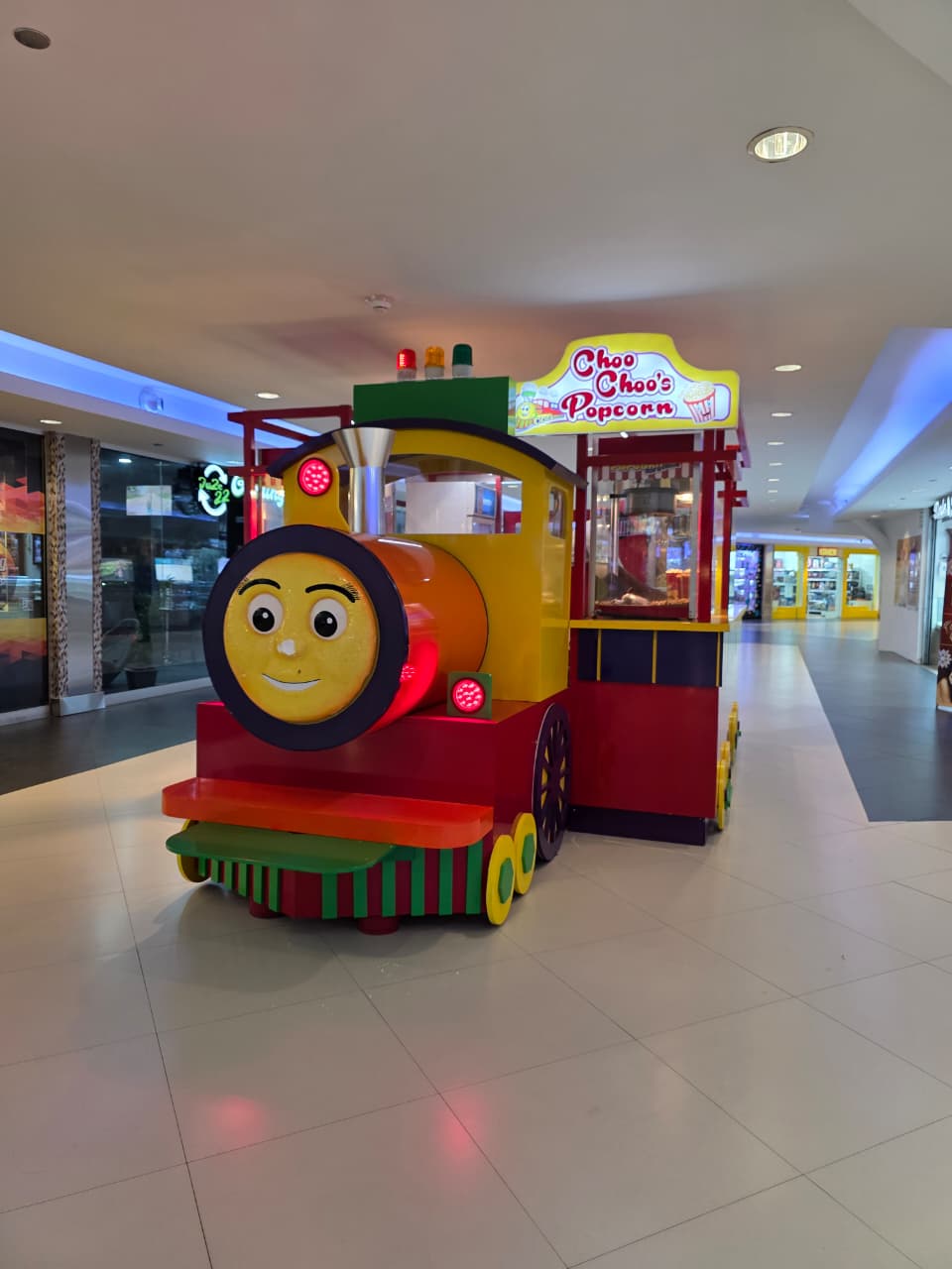 Choo Choo's Popcorn gallery image 3