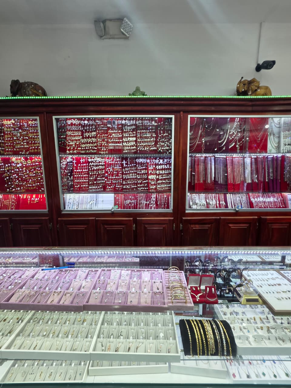 Dale Jewellers gallery image 5