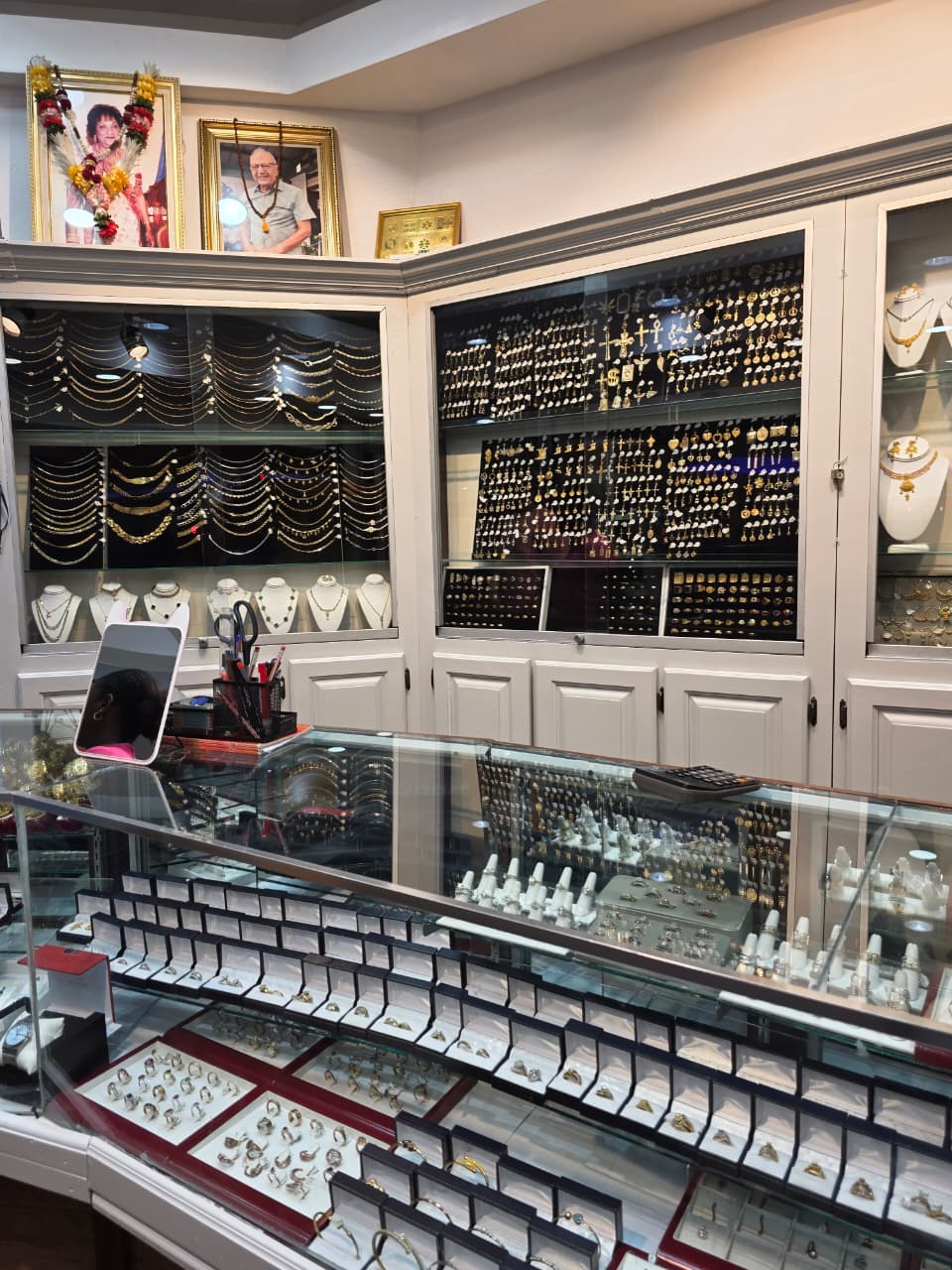 Dave Rooklan Jewellers gallery image 7