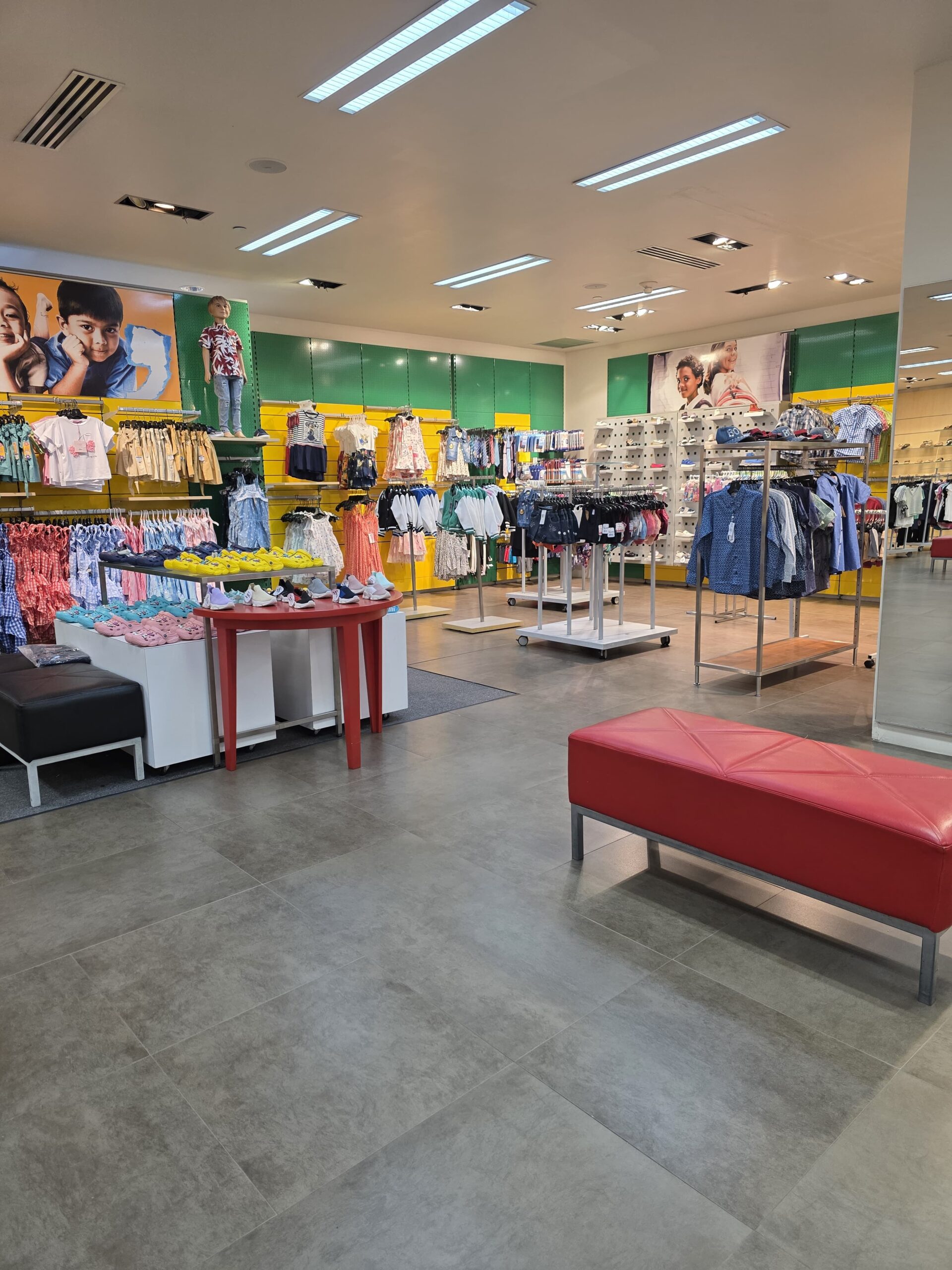 Francis Fashion Shoe Locker gallery image 2
