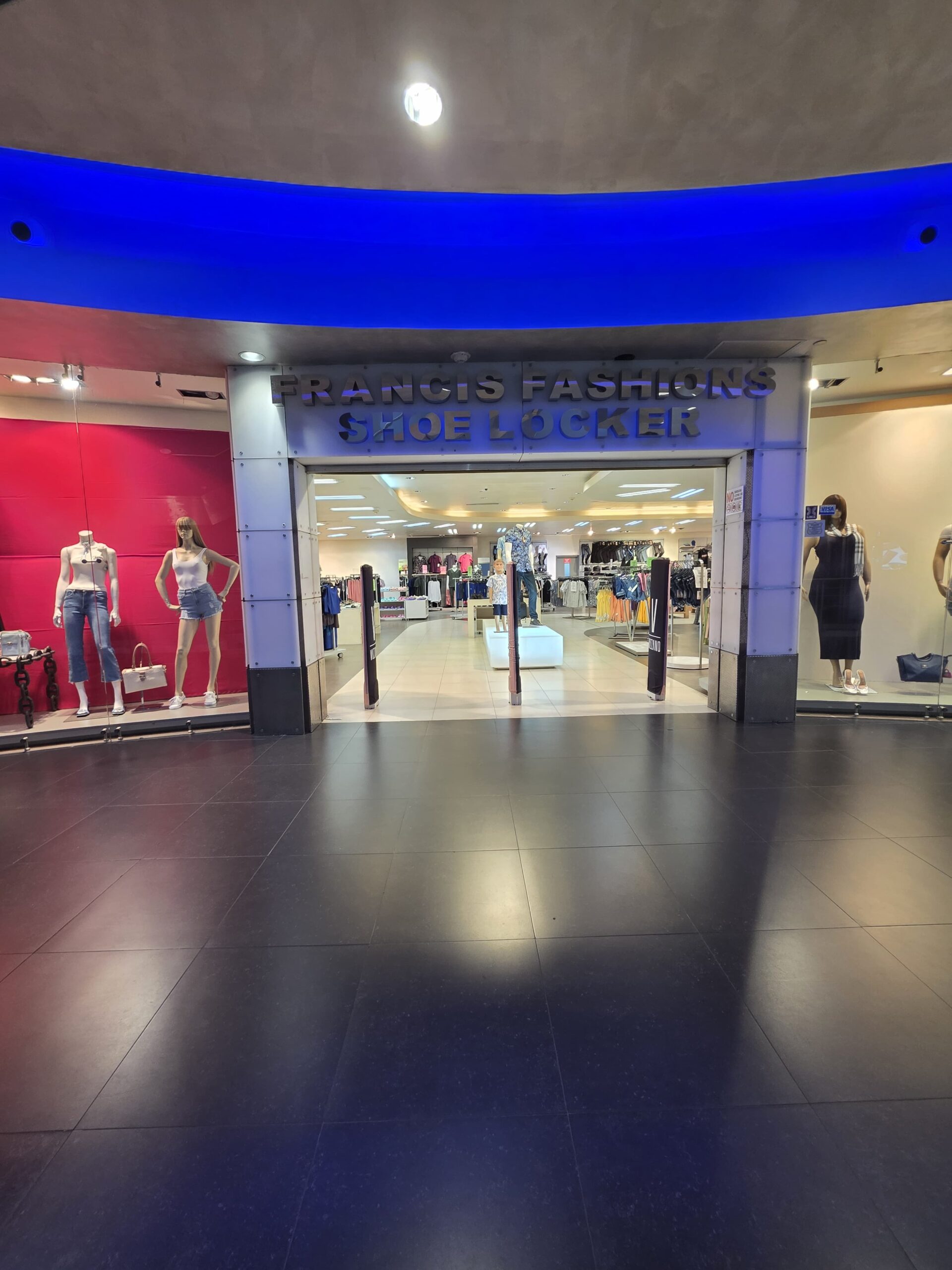 Francis Fashion Shoe Locker gallery image 3