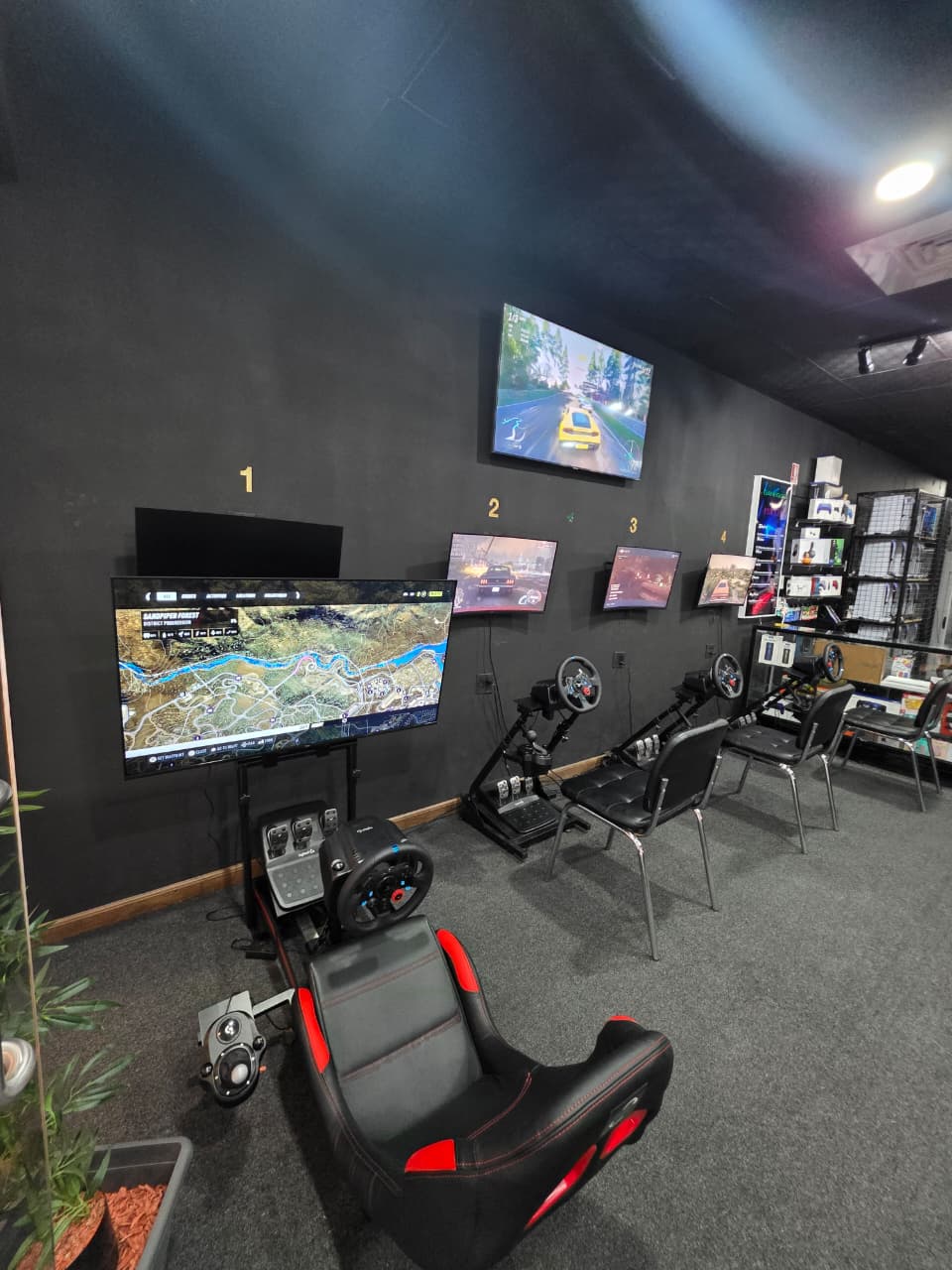 Gaming Lounge gallery image 3