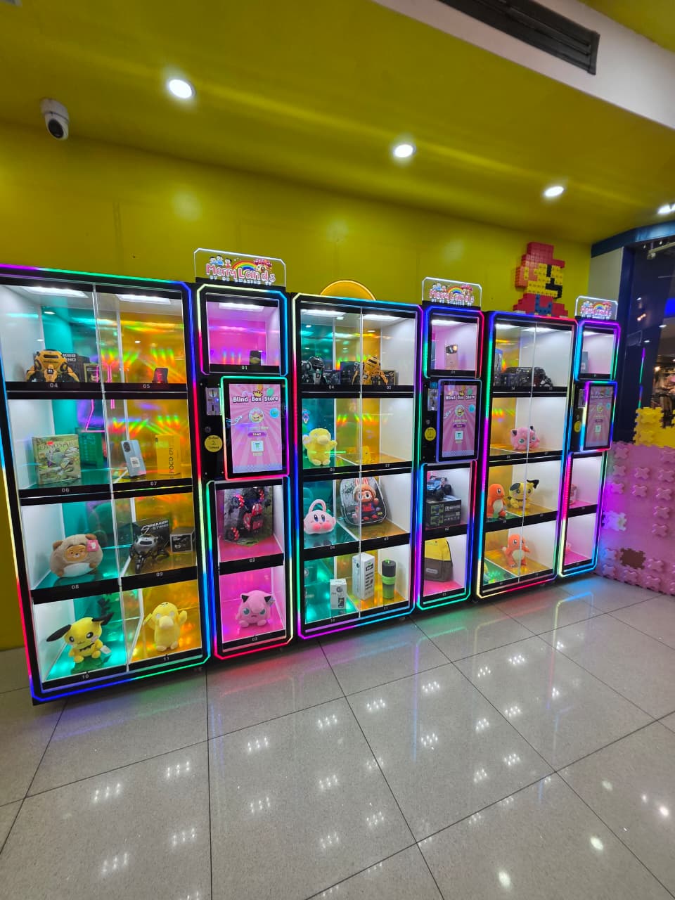 Happyland gallery image 4