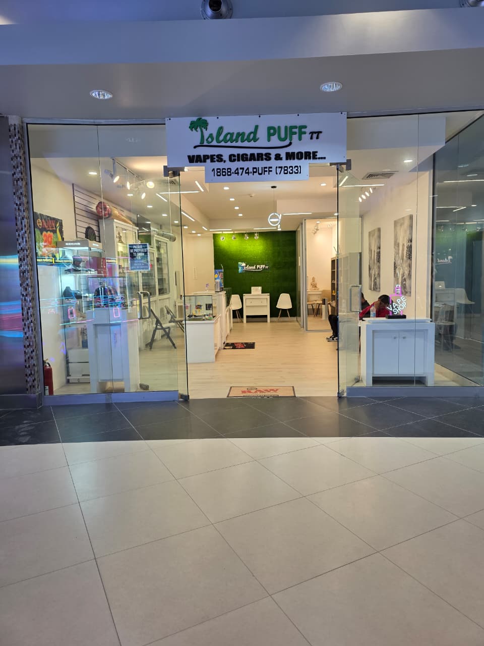 Island Puff TT gallery image 3