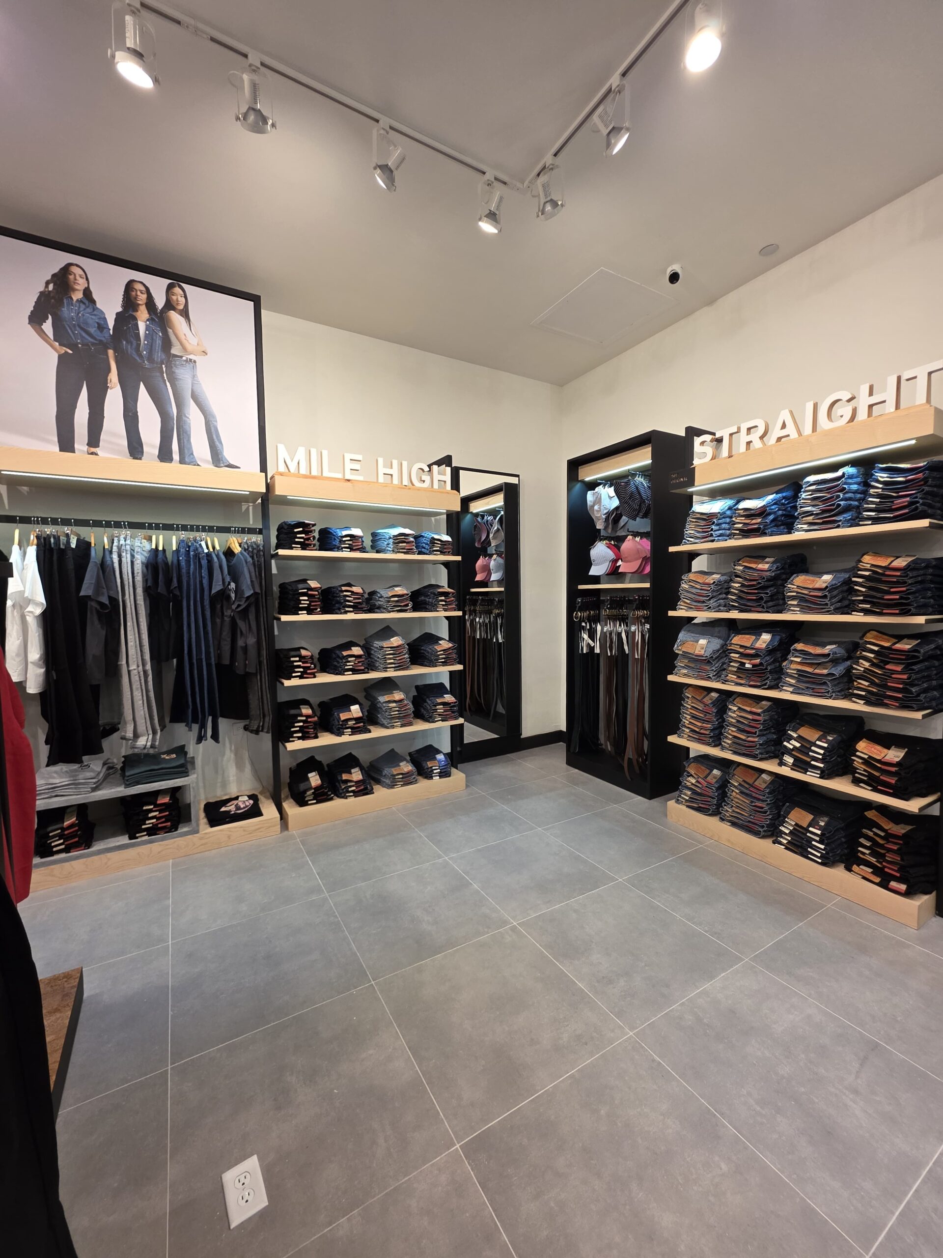 Levi's gallery image 2