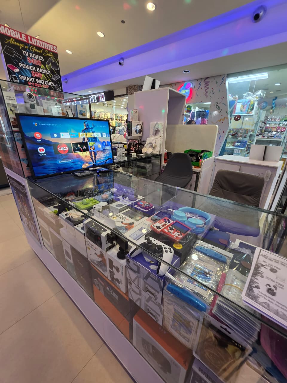 Mobile Luxuries gallery image 5