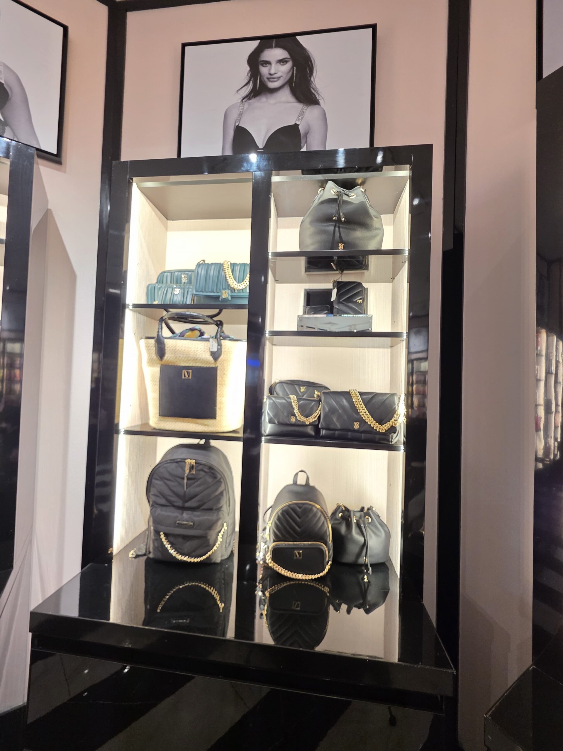 Parfois gallery image 8
