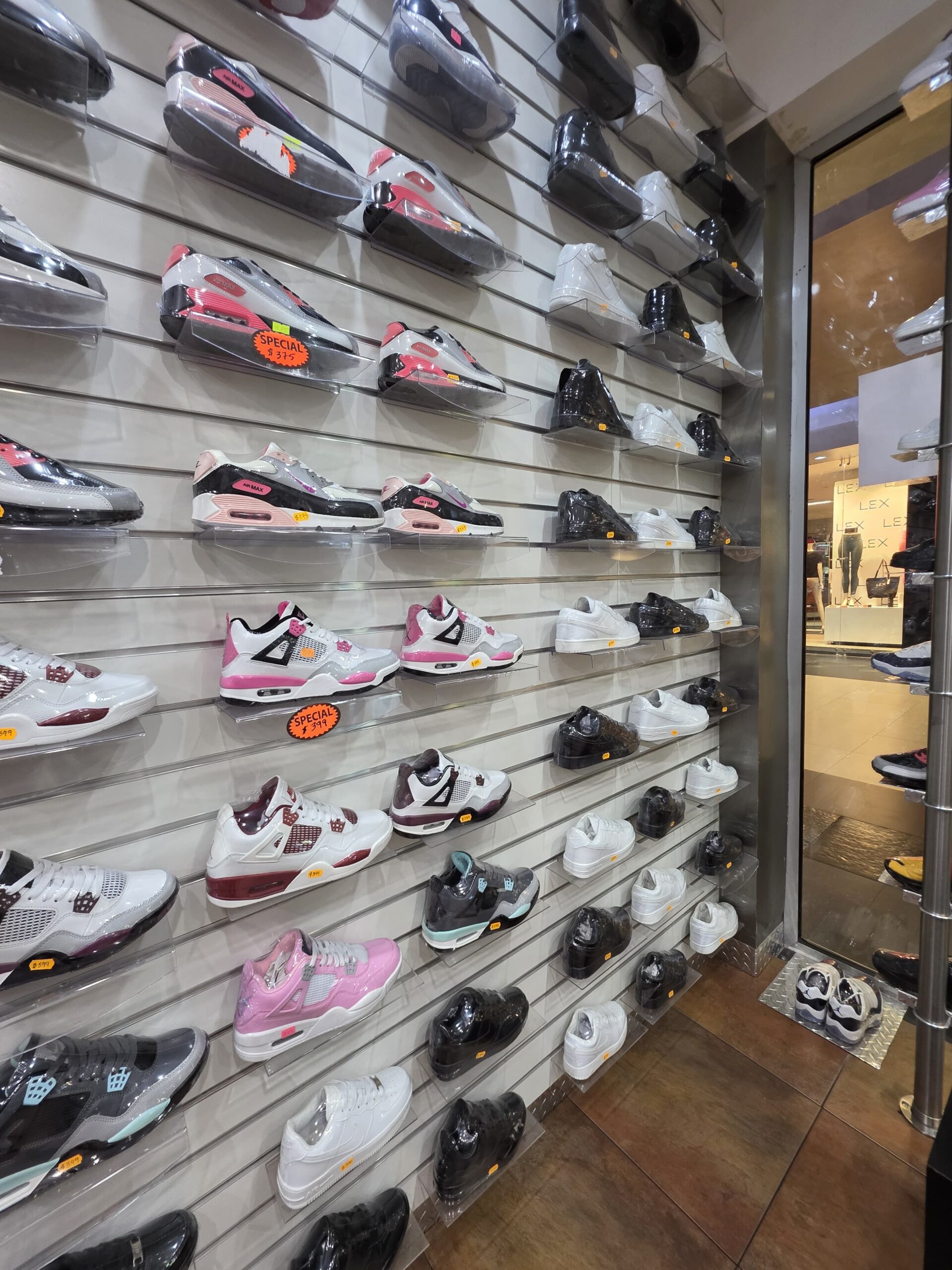 Raji Shoes gallery image 7
