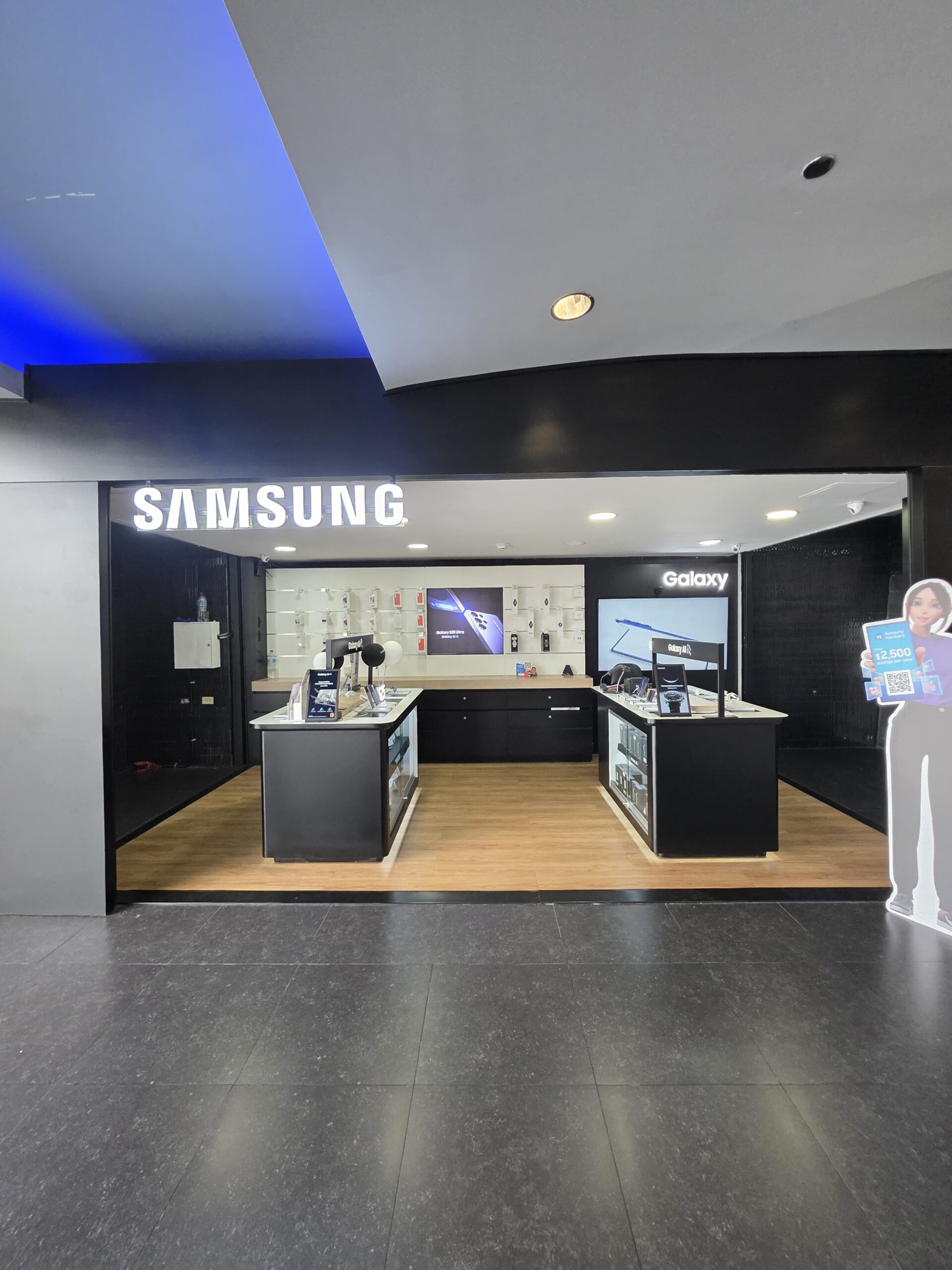 Samsung Experience Store gallery image 2