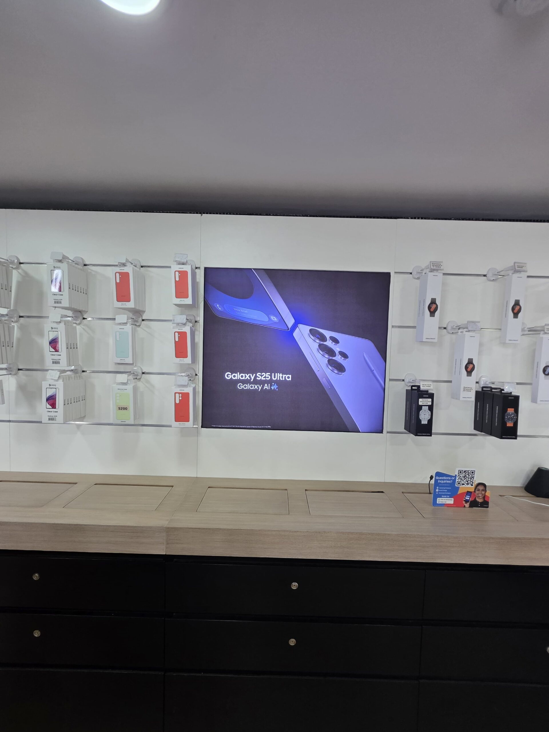 Samsung Experience Store gallery image 5