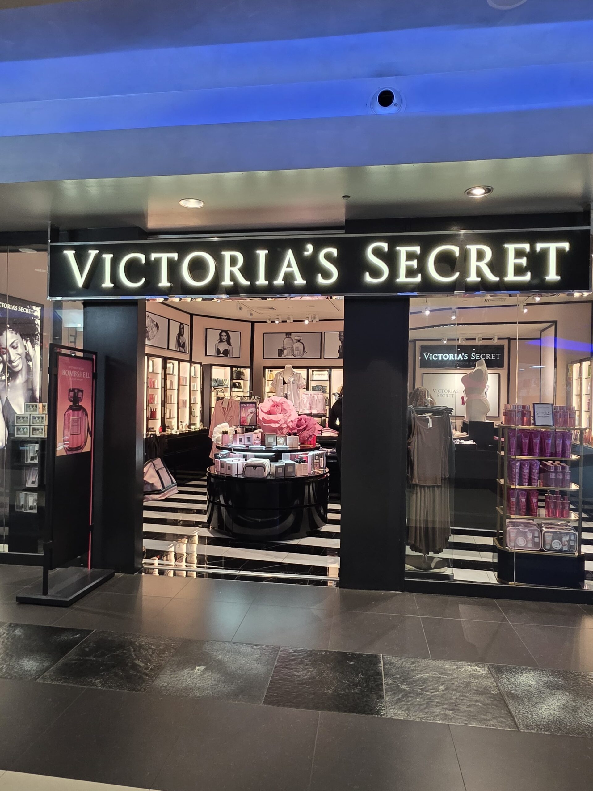 Victoria’s Secret gallery image 2