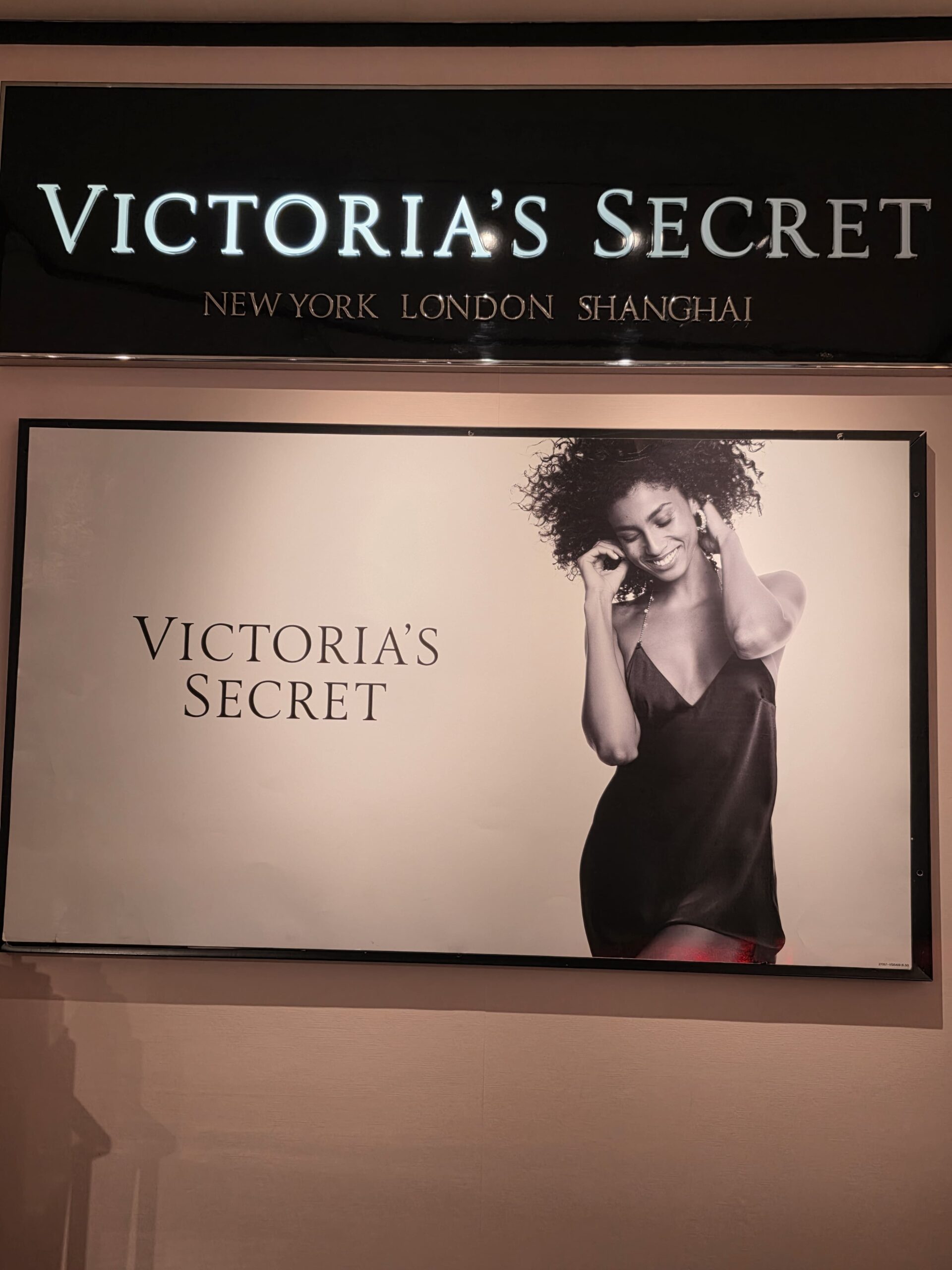 Victoria’s Secret gallery image 3