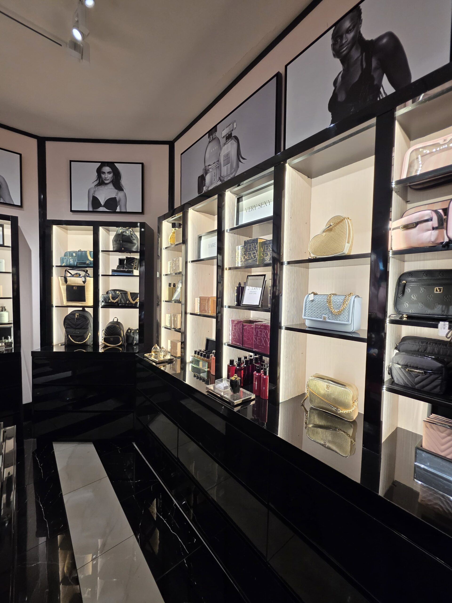 Victoria’s Secret gallery image 9