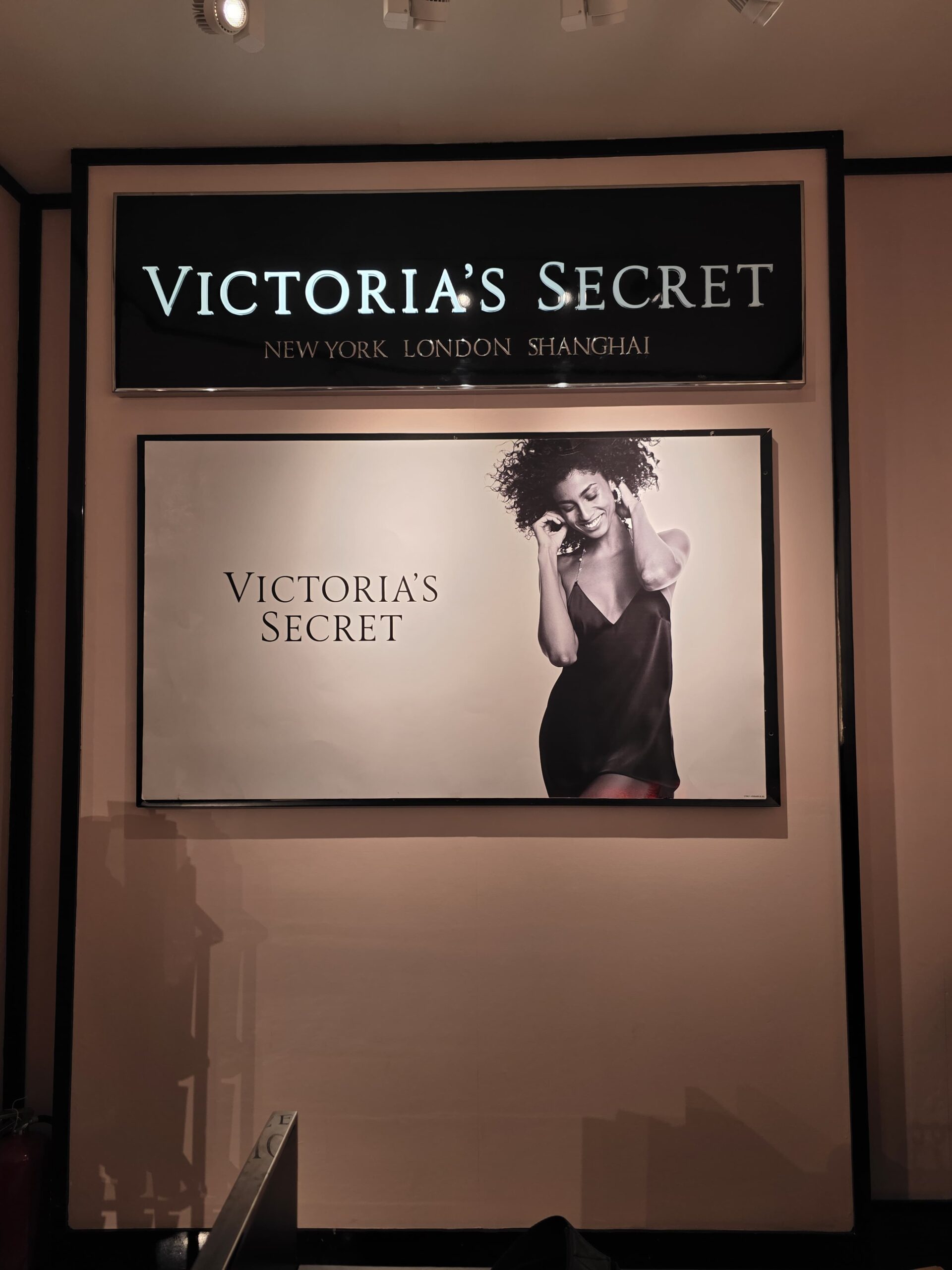 Victoria’s Secret gallery image 10